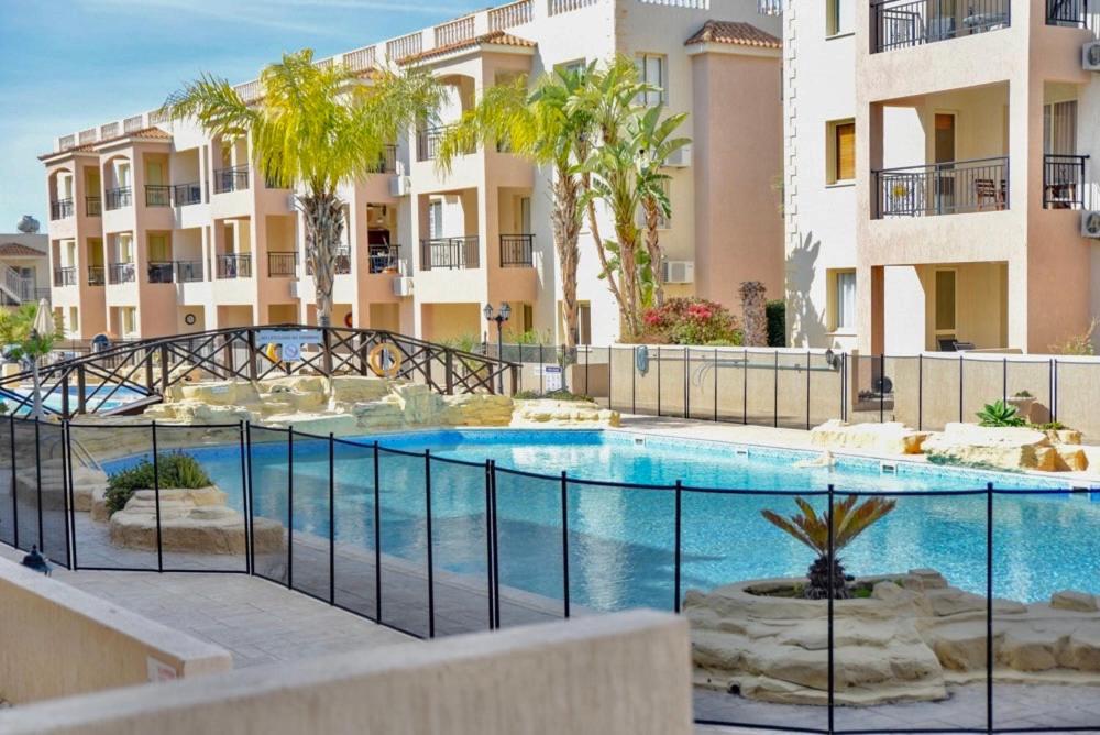 Royal seacrest А203 sea view apartment Paphos Exterior foto